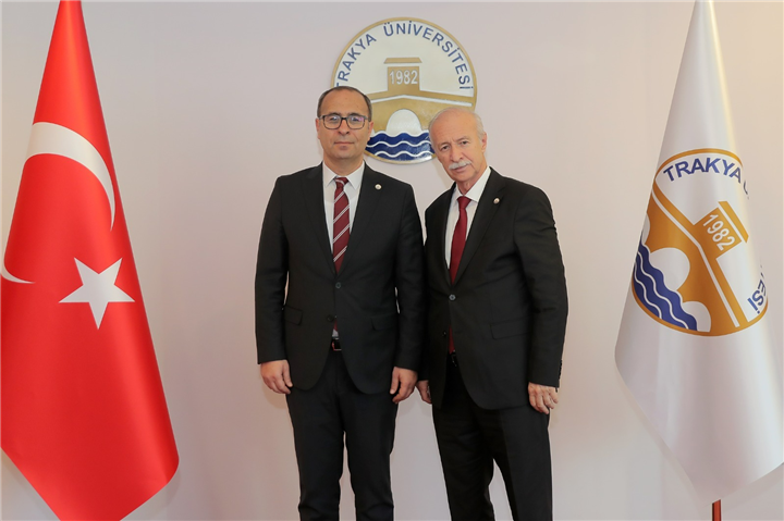 DOÇ. DR. ALİ İHSAN MEŞE REKTÖR DANIŞMANLIĞINA ATANDI Trakya Üniversitesi Fen Fakültesi Öğretim Üyesi Doç. Dr. Ali İhsan Meşe, Rektör Danışmanlığı görevine atandı.