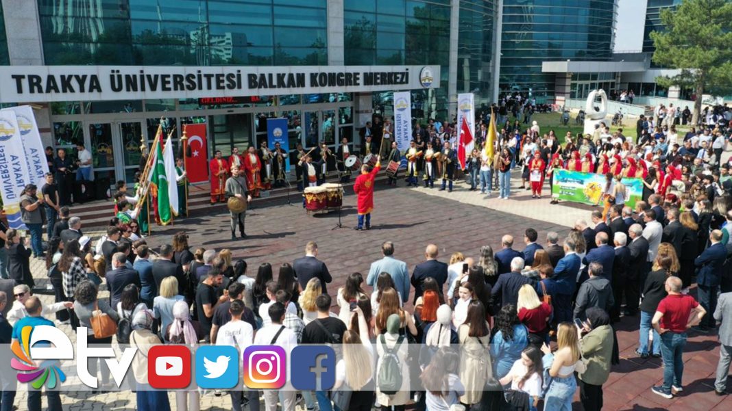 BAHAR-ŞENLİKLERİNDE-RENKLİ-GÖRÜNTÜLER