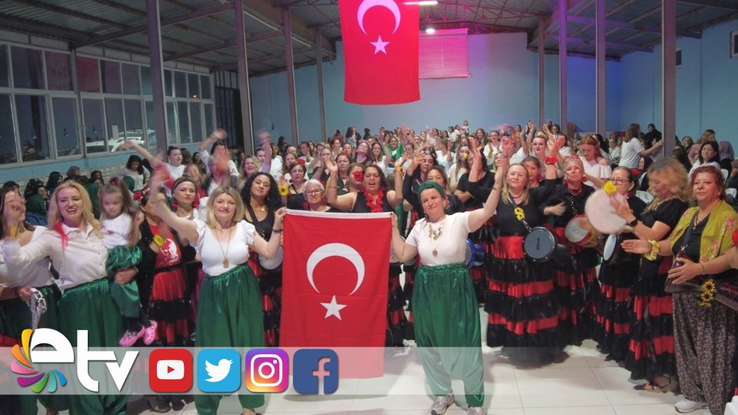 ŞALVAR-GECESİNDE-19-MAYIS-COŞKUSU