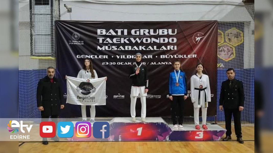 EDİRNELİ-DEFNE-ÇİLTEPE,-TAEKWONDO’DA-TÜRKİYE-İKİNCİSİ-OLDU