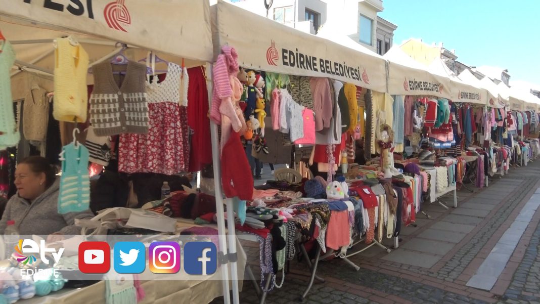 YILBAŞI-ALIŞVERİŞ-PAZARI-BU-YIL-DURGUN-GEÇTİ