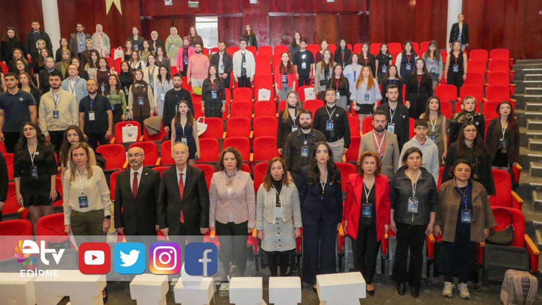 TRAKYA-ÜNİVERSİTESİNDE-ECZACILIK-ZİRVESİ-GERÇEKLEŞTİRİLDİ