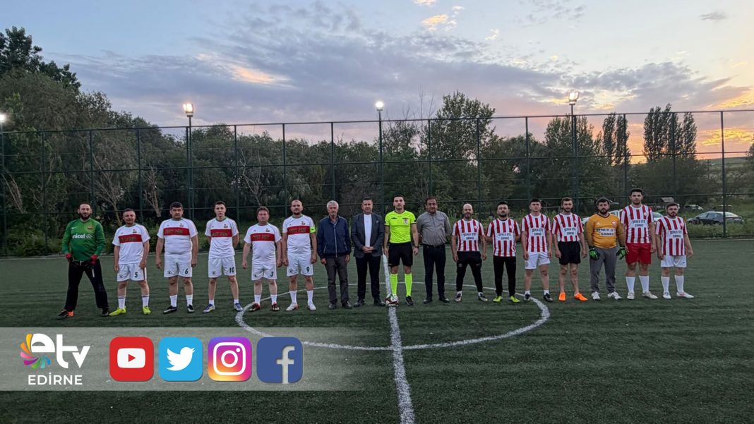 LALAPAŞA’DA-KÖYLER-ARASI-FUTBOL-TURNUVASI-BAŞLADI